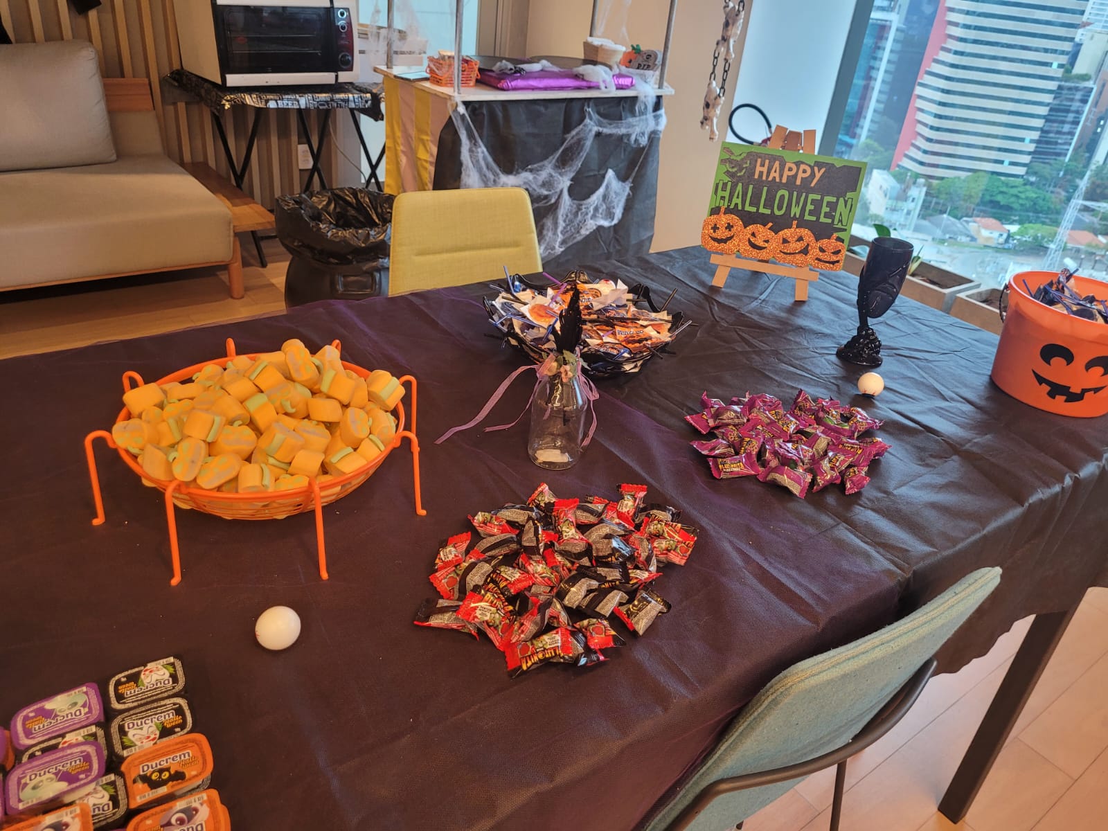 Evento tematico - Halloween corporativo - Barraquinhas - Decoração