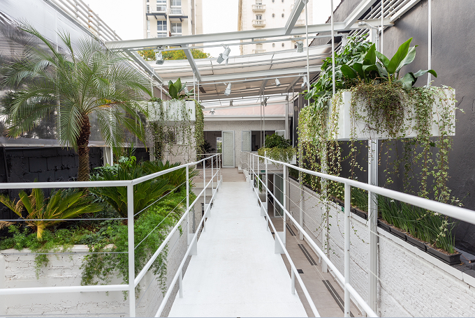 Espaço Branco - Fundos - Piso Superior