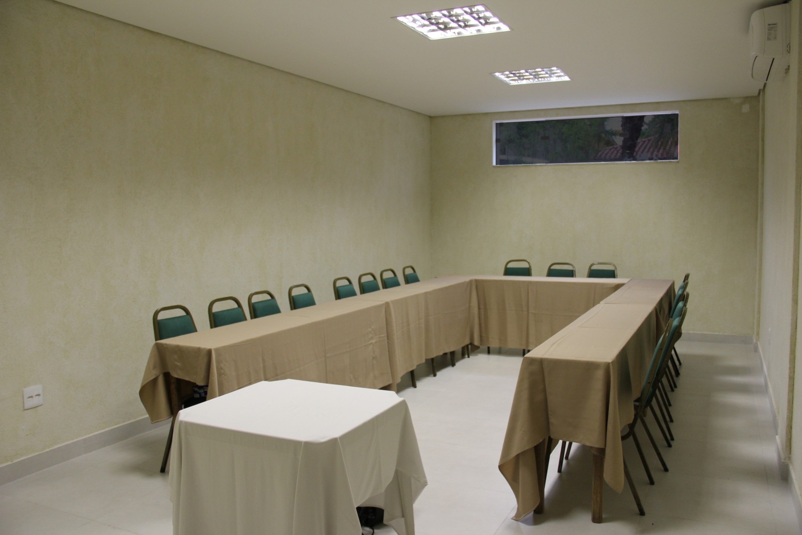 Atibaia Residence Hotel & Resort - Espaço Fenix - Sala de Reunião