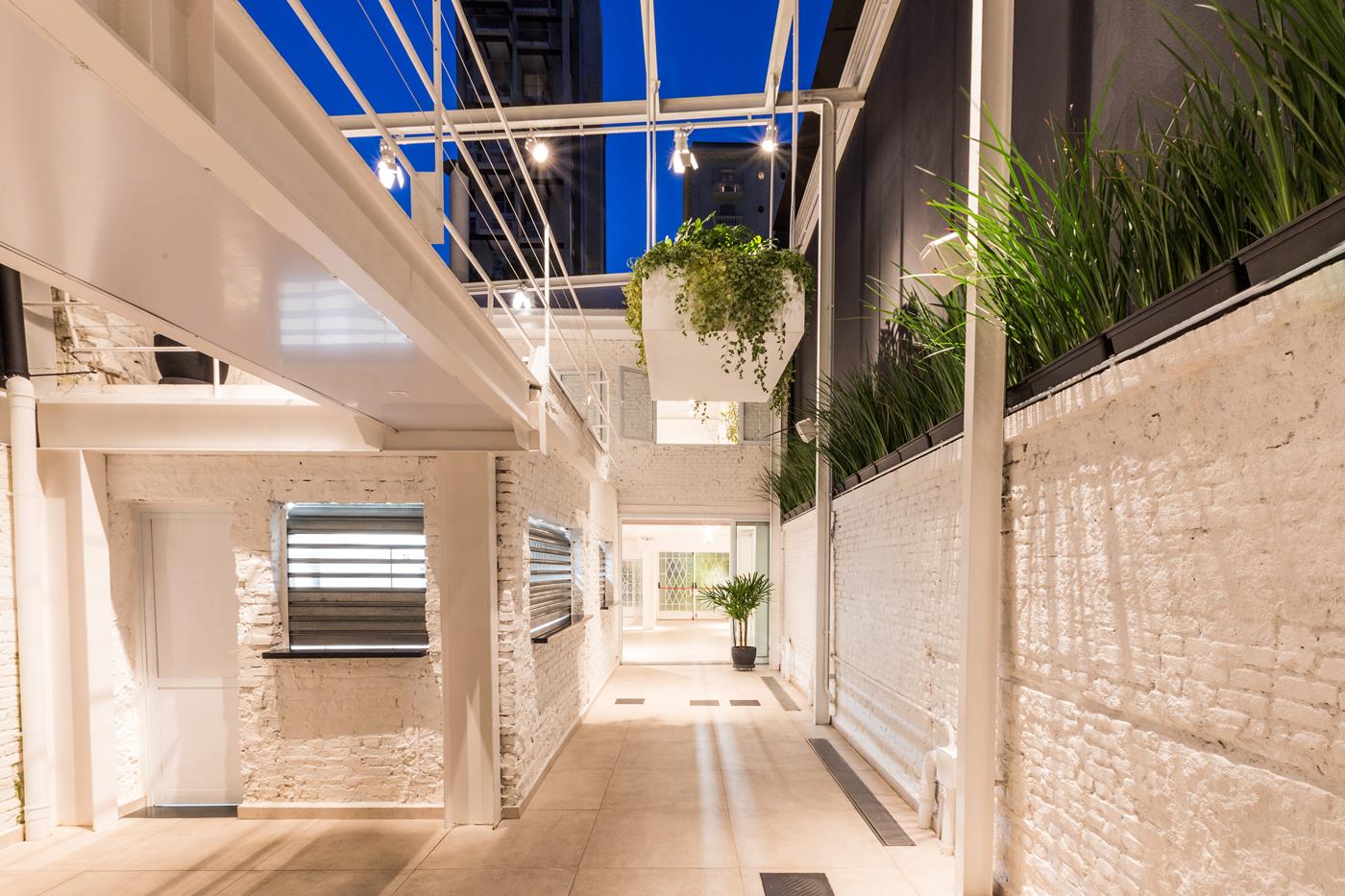 Espaço Branco - Fundos - Piso Térreo